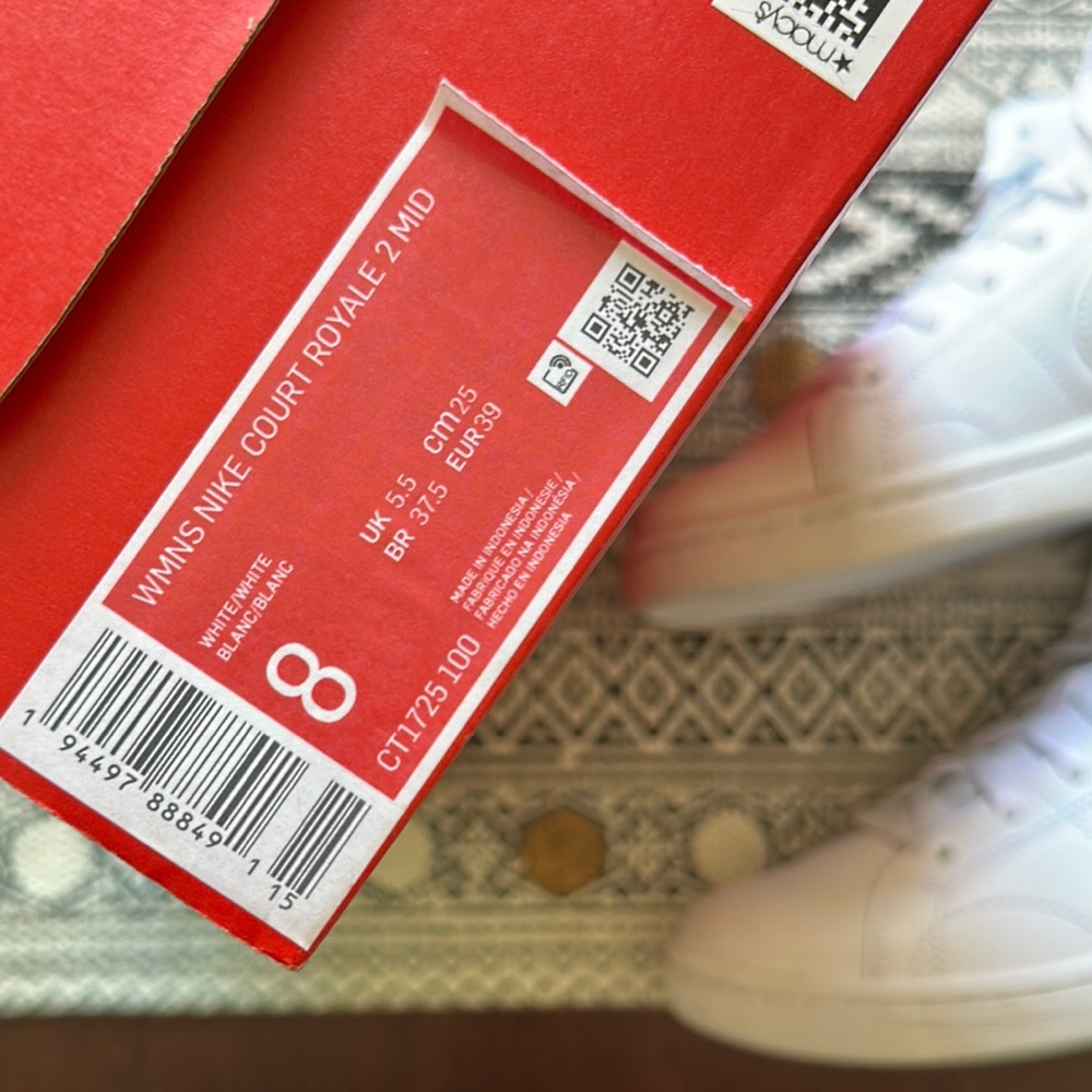 NWT Nike Women’s Court Royale 2 Mid “Triple White” - Picture 2 of 8